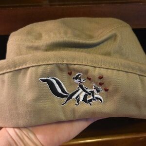 Warner Bros. Tan Hat with Skunk Design